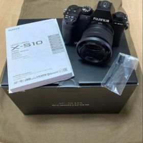 Fujifilm X-S10 デジタルカメラ 本体+15-45mmレンズ+付属品
