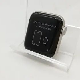 Apple Apple Watch SE2 40mm GPS スターライトアルミニウムケース/スターライトスポーツバンド (M/L) MXEG3J/A