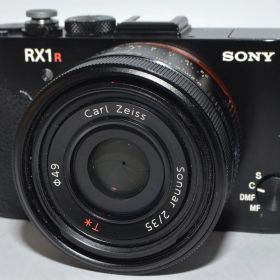 251332★良品★SONY デジタルカメラ Cyber-shot RX1RM2 4240万画素 DSC-RX1RM2