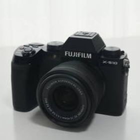 FUJIFILM フジフイルム X-S10 XC15-45mmレンズキット【中古美品】