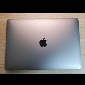 Apple MacBook Air スペースグレー