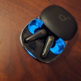 ３日間使用 合計３時間くらい Anker Soundcore Liberty 4