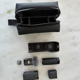 Osmo Pocket 3 クリエイター コンボ の 同封物の一部