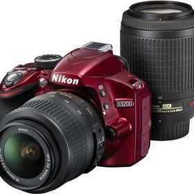 ニコン デジタル一眼 Nikon D3200 ダブルズーム レッド 中古 美品 新品SDカード付き 届いてすぐに使える 手振れ補正 動画撮影 お得なダブ