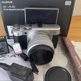 FUJIFILM X-A5 128GBメモリー付き 保護フィルム貼付