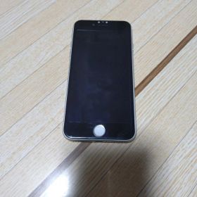 Apple iPhone 7 シルバー 本体