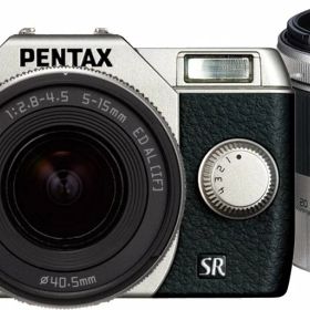 【中古】【非常に良い】PENTAX デジタルミラーレス一眼 Q10 ダブルズームキット [標準ズーム 02 STANDARD ZOOM ・望遠ズーム 06 TELEPHOTO ZOOM] シルバー Q10 WZOOMKI