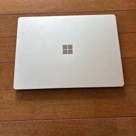 Surface Laptop Go3 Platinum