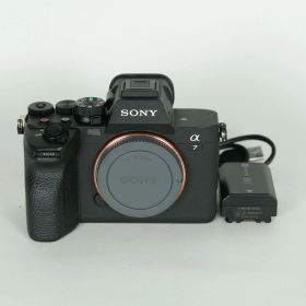 [良品 | シャッター数17,700回] SONY α7 IV（ILCE-7M4） [ボディ] | SONY Eマウント