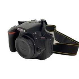 Nikon◆デジタル一眼カメラ D5500 ダブルズームキット [ブラック]
