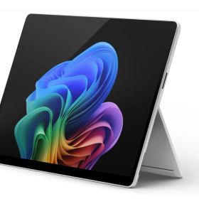 Surface Pro 11 + Surface Pro フレックスキーボード