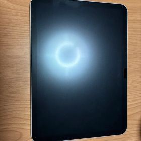 iPad 第10世代64GB Wifi モデル 限定デザインAirTag