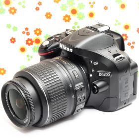 ニコン Nikon D5200☆高画質一眼レフ☆スマホ転送可☆動画撮影可！