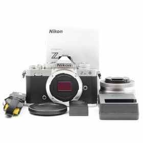 ニコン(Nikon)の■シャッター数925枚！新品同様■Nikon Z fc (16-50mm)ニコン(ミラーレス一眼)
