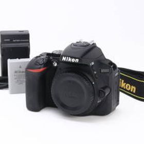 A+ (美品) Nikon ニコン D5600 ボディ ブラック 初期不良返品対応 22-275
