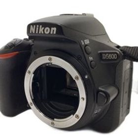 Nikon◆デジタル一眼カメラ D5600 ダブルズームキット