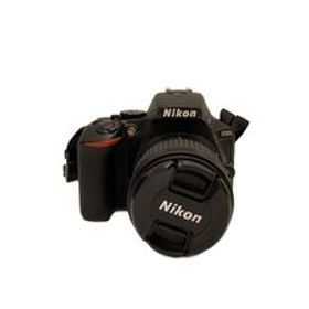 Nikon◆デジタル一眼カメラ D5600 18-55 VR レンズキット