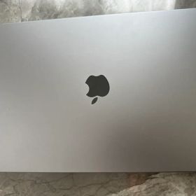 MacBook Pro MAX 64GB M1 Max 16インチ