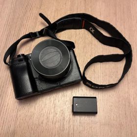 SONY α6000 ミラーレスカメラ E 16-50mm 自動レンズカバー付き