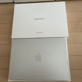 Apple 13.6インチMacBook Air 2022 M2