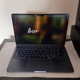 極美品 MacBook Air M2 / メモリ8GB / SSD 256GB