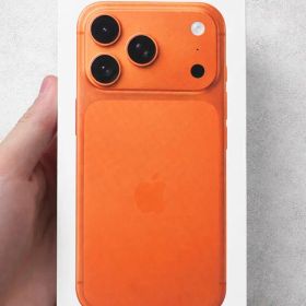 Apple iPhone 17pro オレンジ 本体 512GB