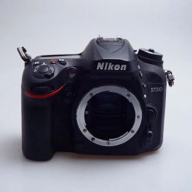 【中古】 (ニコン) Nikon D7200【中古カメラ デジタル一眼】 ランク：AB
