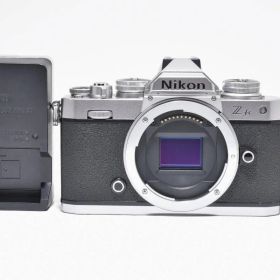 ★極上品★《ショット数4,026回 》Nikon ニコン Z fc ボディ シルバー★ YMA9669＃63