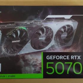 希少 2スロット厚 RTX 5070 Ti X3