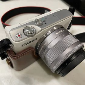 Canon キャノン EOS kiss m10 ダブルレンズキット