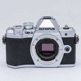 OLYMPUS OM-D E-M10 Mark III シルバー 【管理番号008218】