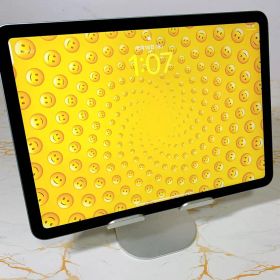 美品iPad Air 11インチ M3 128GB BT100%