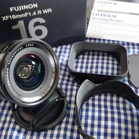 【ワンオーナー・極美品】角型フード付 XF16mmF1.4 R WR 付属品完備