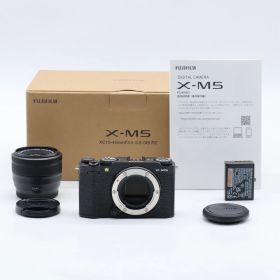 【ショット数1,025】FUJIFILM X-M5 レンズキット XF15-45mm ブラック｜日英二言語対応・APS-C・手ぶれ補正・Vlog/旅行/スナップに最適【中古】