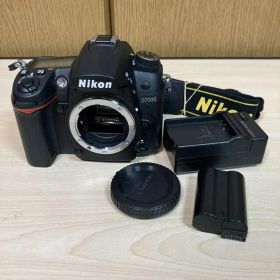 Nikon D7000 (シャッターカウント1908) デジタルカメラ 美品