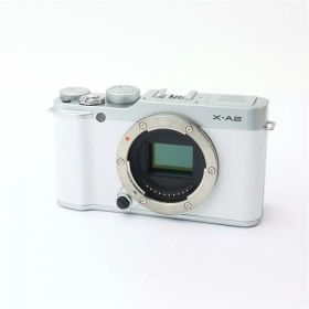 【中古】 《並品》 FUJIFILM X-A2 ボディ ホワイト [ デジタルカメラ ]