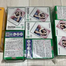 instax mini 12 本体 + フィルム200枚
