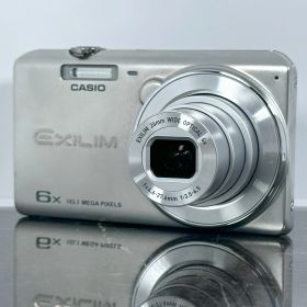 【美品】CASIO EXILIM EX-ZS25 シルバー 1610万画素 光学6倍ズーム 手ブレ補正 薄型コンパクトデジタルカメラ