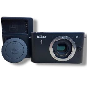[60]251222-8534-4373 SA800【美品♪】Nikon 1 J1 ブラック ニコン コンパクト ミラーレス一眼 美品 通電のみ確認済み 充電器 レンズカバー