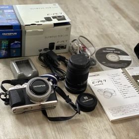 OLYMPUS E−PL7 E-PL7 EZ ダブルズームキット SIL…