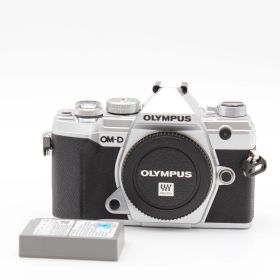 ■極上品■ OLYMPUS OM-D E-M5 Mark III ボディ シルバー No.C02692