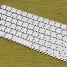 Apple Magic Keyboard A1644 M2