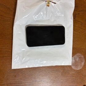 Apple iPhone 13ブラック 本体