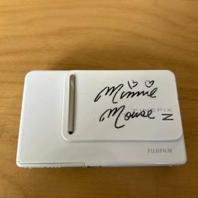 FUJIFILM FINEPIX Z300