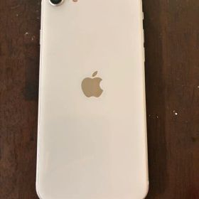 Apple iPhone SE (第2世代) ホワイト