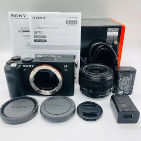 ほぼ新品 SONY フルサイズ ミラーレス一眼カメラ α7C ズームレンズキット