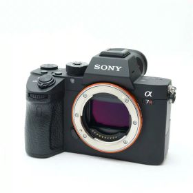 【中古】 《良品》 SONY α7RIII ボディ ILCE-7RM3 [ デジタルカメラ ]