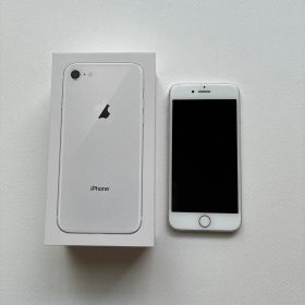 iPhone8 シルバー 64GB