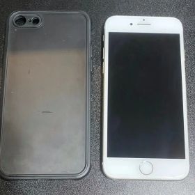 iPhone8 64GB ①