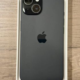 【美品】Apple iPhone 15 Black
